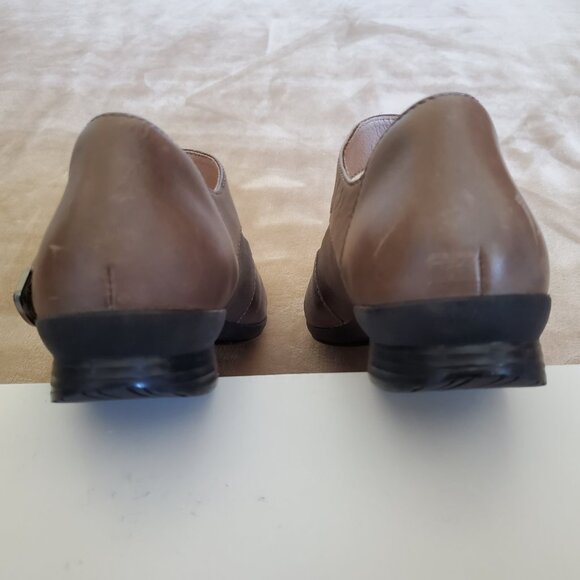 Dansko Audrey Metallic Leather Mary Jane Shoes, Size 38 / US 8 - Picture 6 of 8